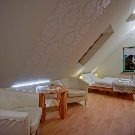 Jawor Pokoje I Apartamenty 자코파네 외부 사진
