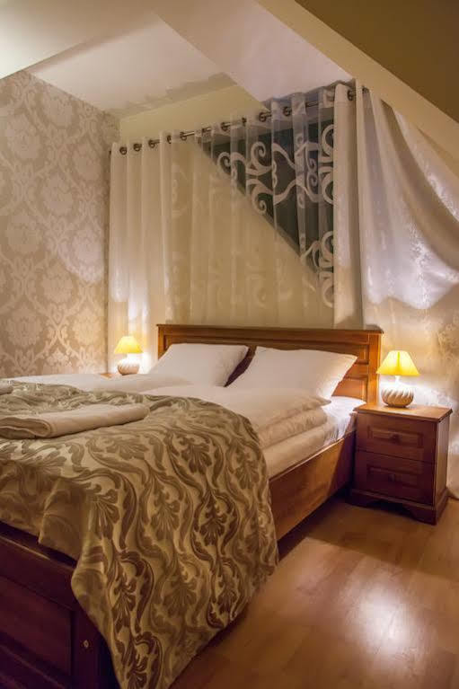 Jawor Pokoje I Apartamenty 자코파네 외부 사진